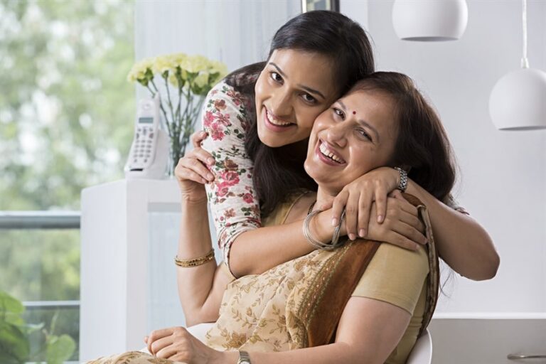 how to deal with mother-in-law in India
