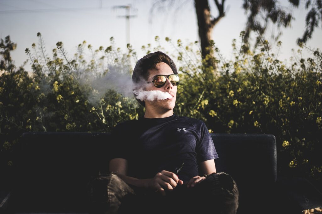 high IQ and smoking
